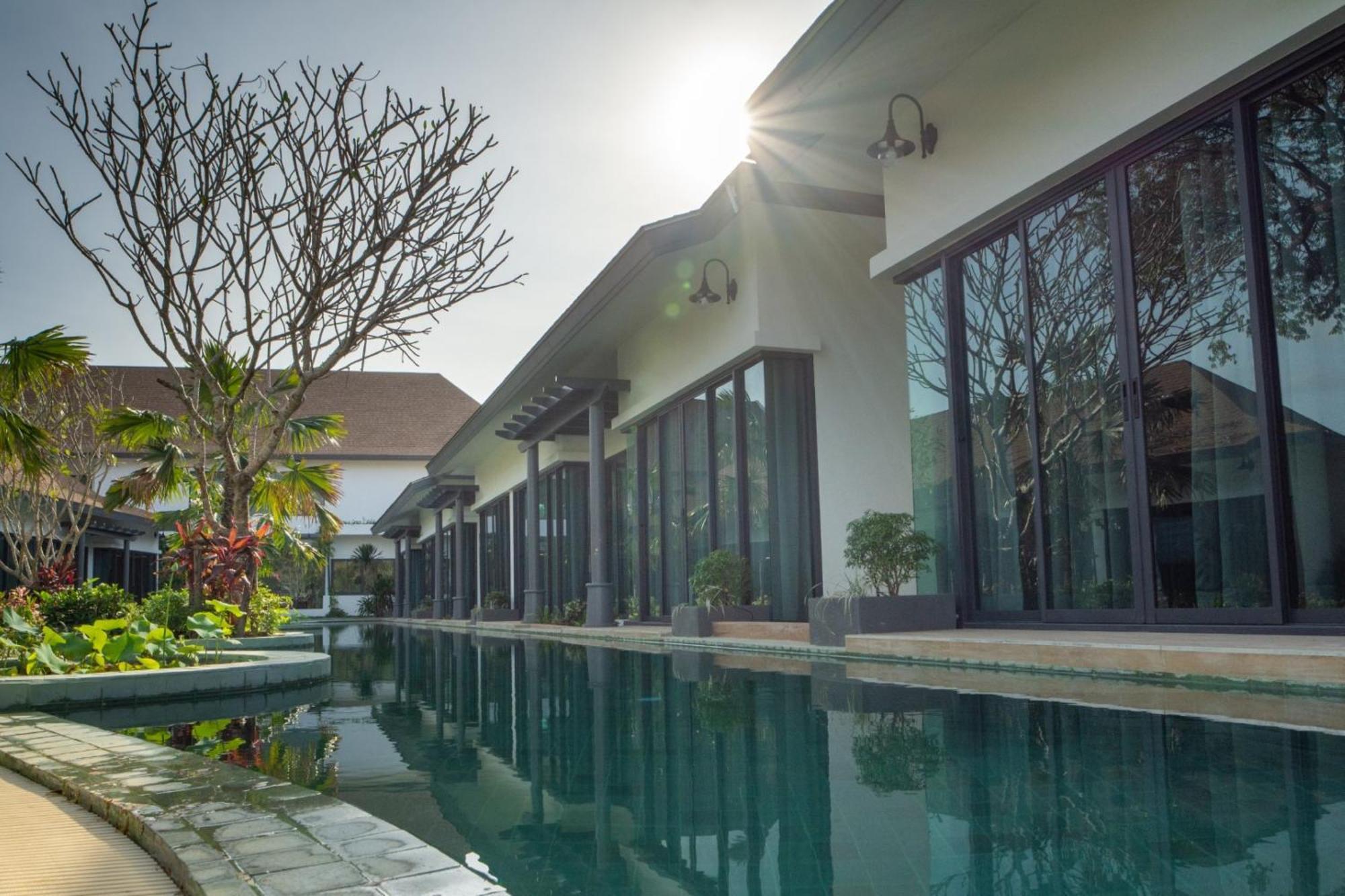 Tajh Pool Villas Chalong Exterior photo